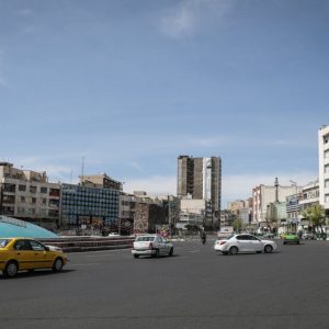 بهترین فست فود های میدان انقلاب تهران ( 10 فست فود برتر )