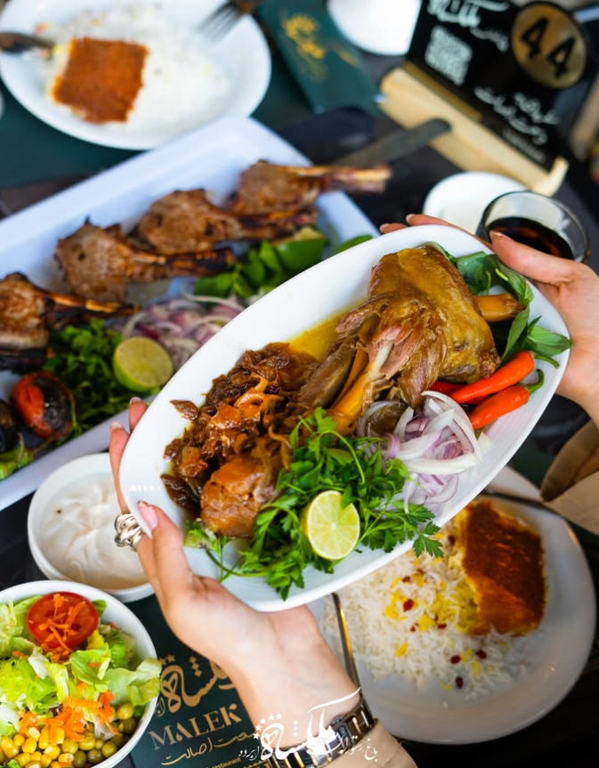 باغ رستوران ملکشاه مشهد