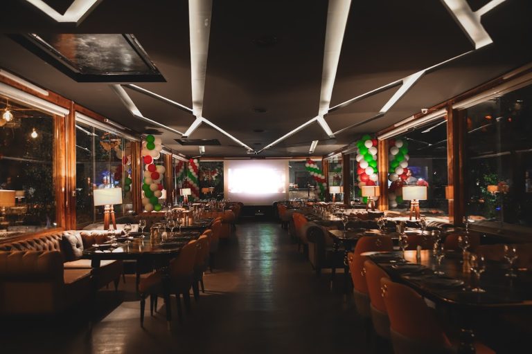 بهترین رستوران های تهران برای افطار ( 4 رستوران برتر )