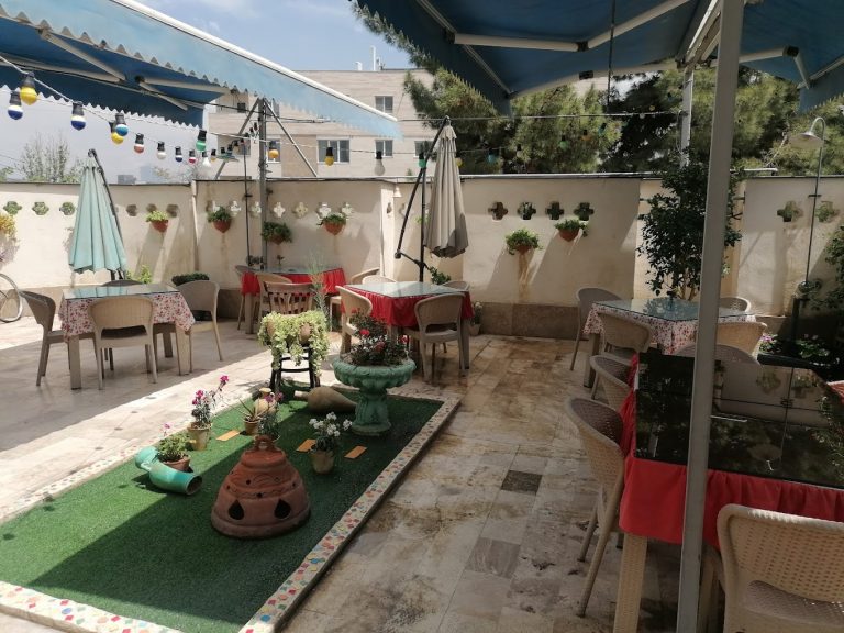 کافه رستوران سنتی مشهد ( 5 کافه سنتی برتر )
