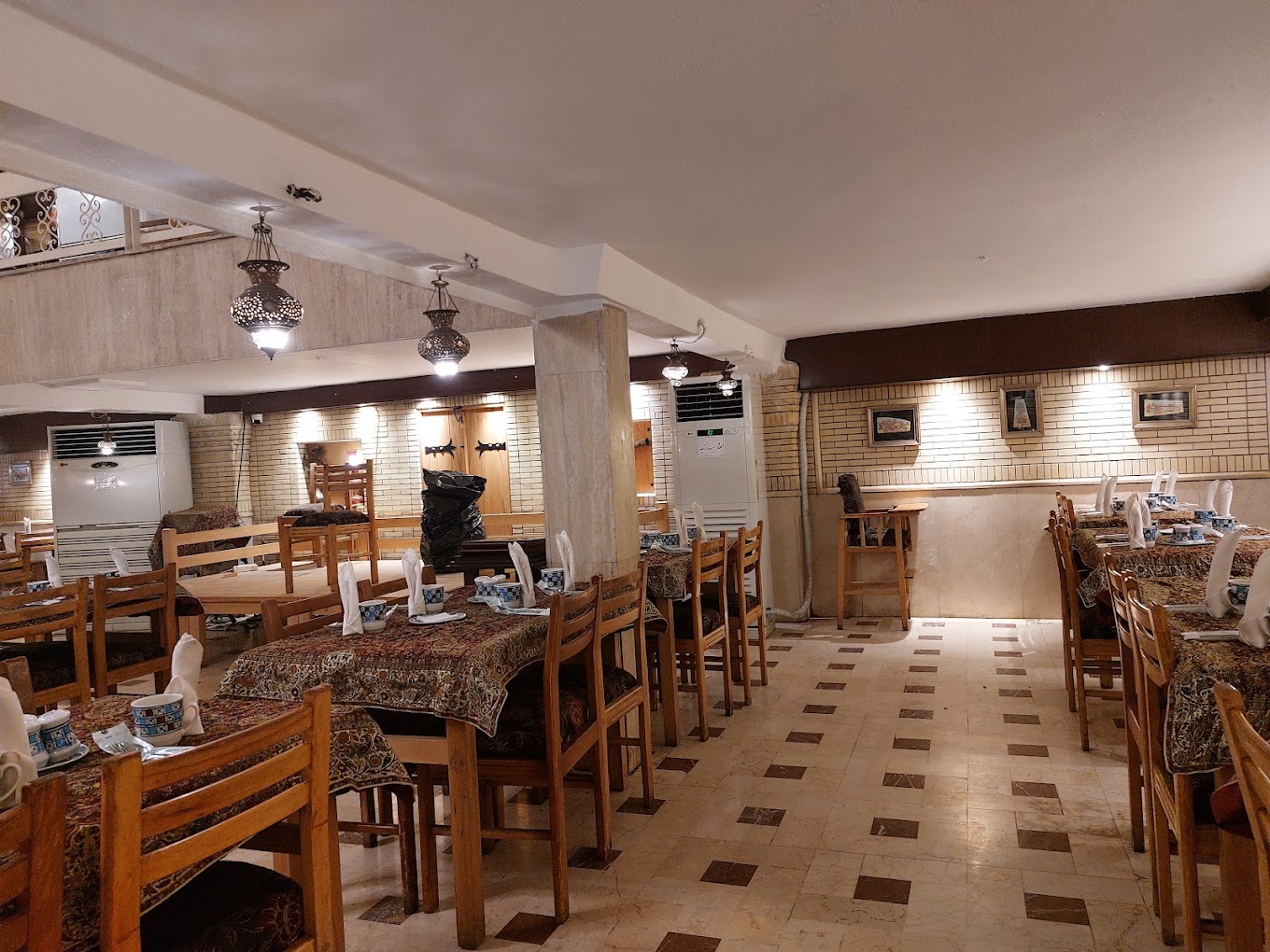 رستوران های شیراز برای شام