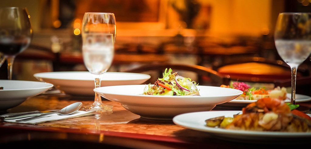 رستوران های دکتر حسابی شیراز ( 6 رستوران برتر )