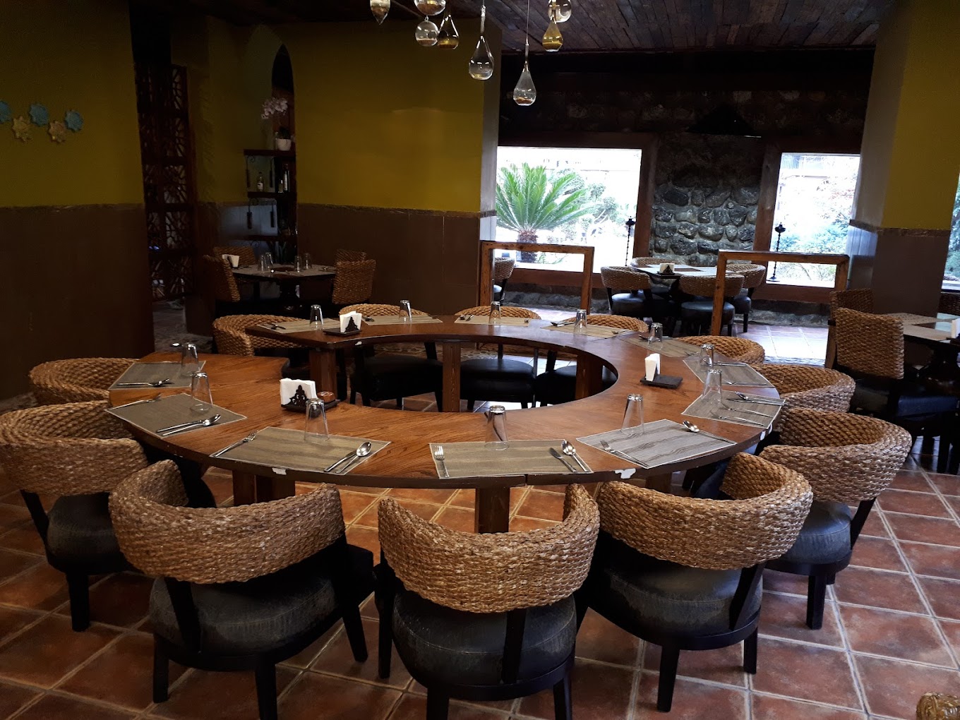 رستوران با موسیقی زنده گرگان ( 5 رستوران برتر )