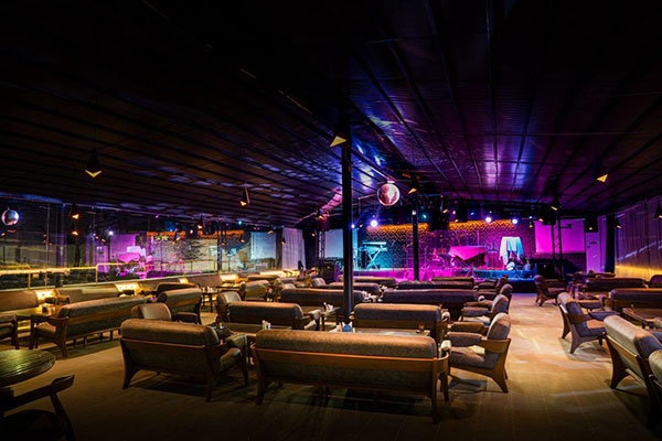 رستوران زنده رود اصفهان